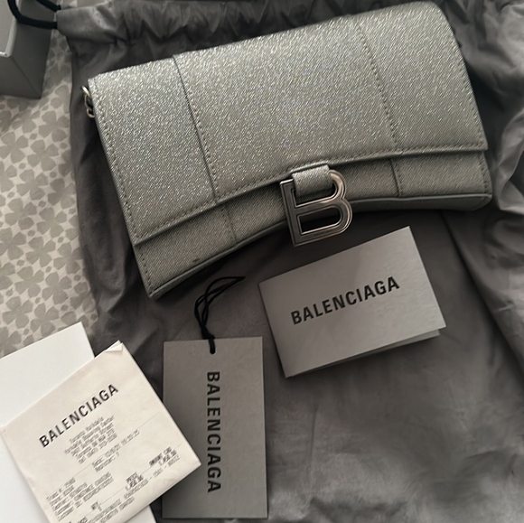 Balenciaga WOC - Picture 5 of 6